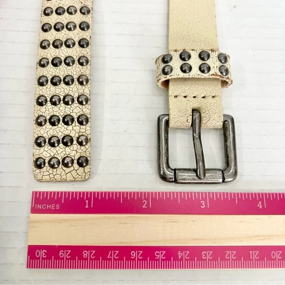 Y2K Inspired Leather Metal Studded Belt Women’s S Goth Punk Rock Distressed - Picture 10 of 10